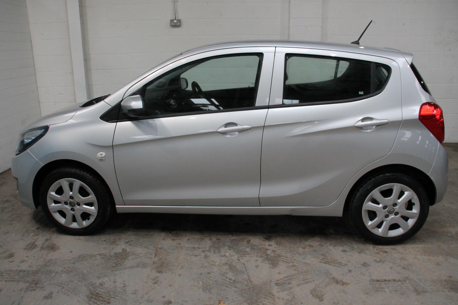 Used Vauxhall Viva 2016 for sale - 77440101: Photo 4