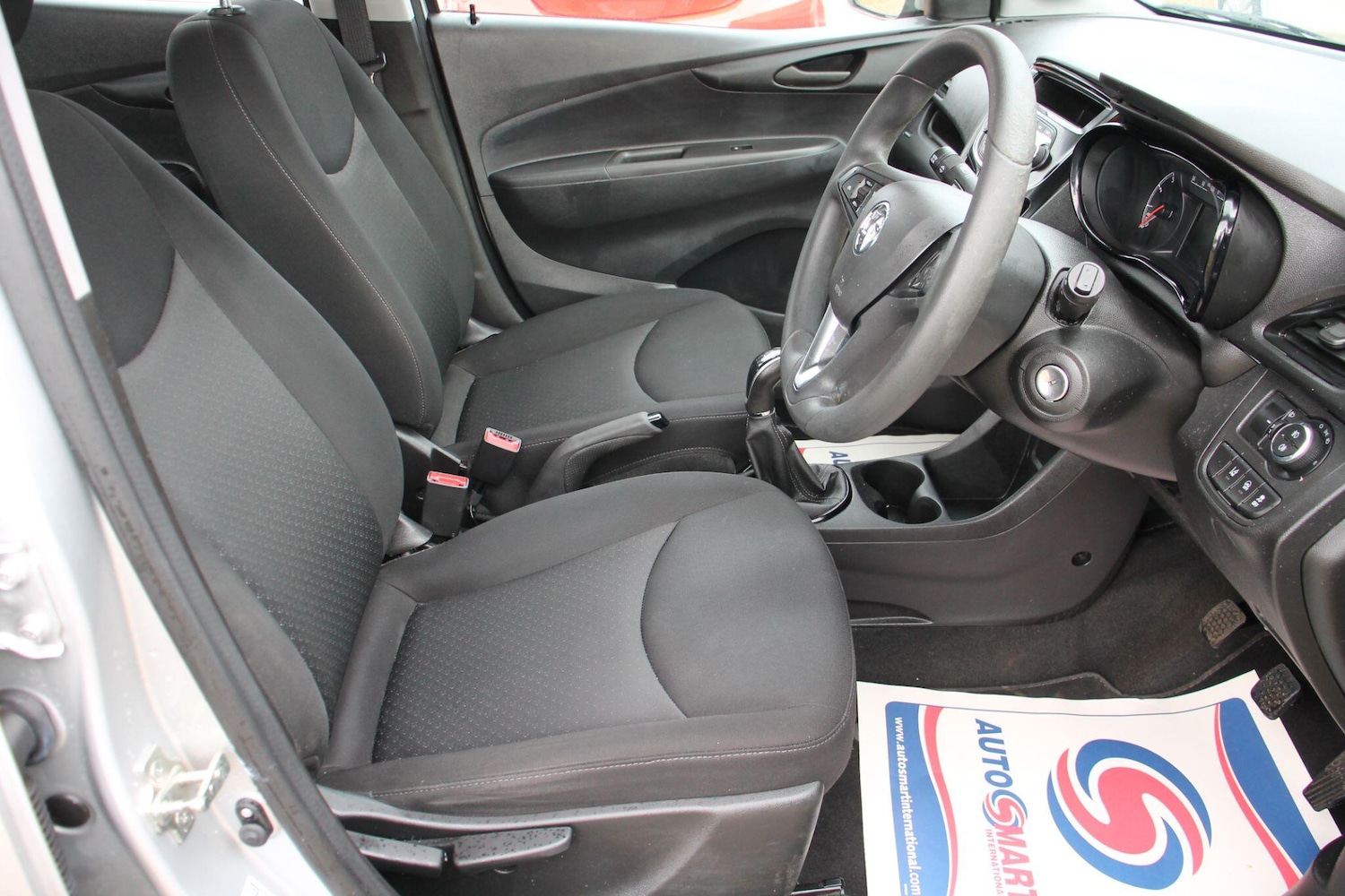 Used Vauxhall Viva 2016 for sale - 77440101: Photo 9