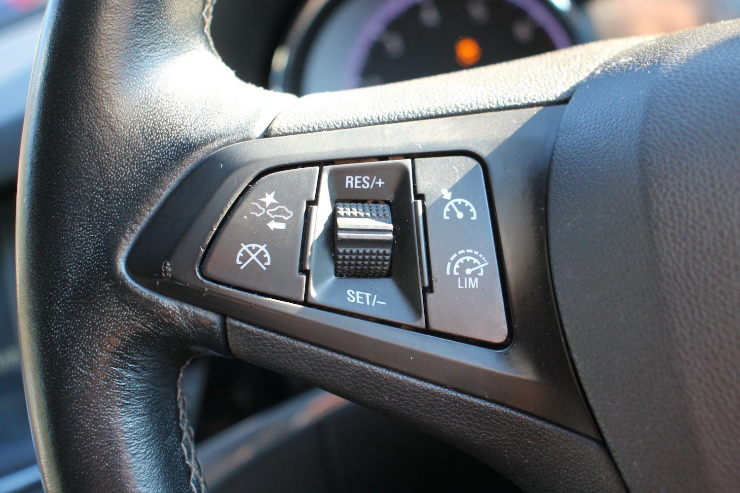 Used Vauxhall Astra for sale - 76996302: Photo 15