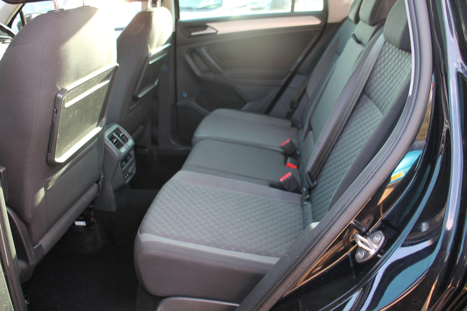 Used Volkswagen Tiguan 2019 for sale - 76926877: Photo 15