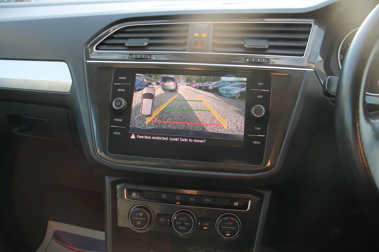 Used Volkswagen Tiguan 2019 for sale - 76926877: Photo 9