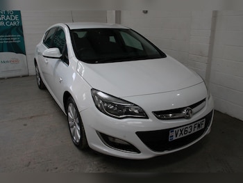 Vauxhall Astra feature image