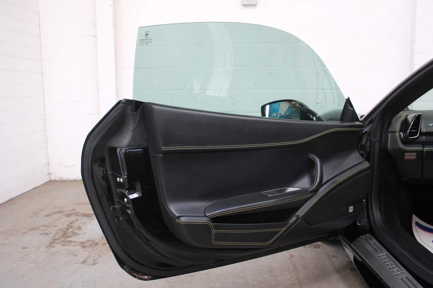 Used Ferrari 458 2010 for sale - 77978126: Photo 16