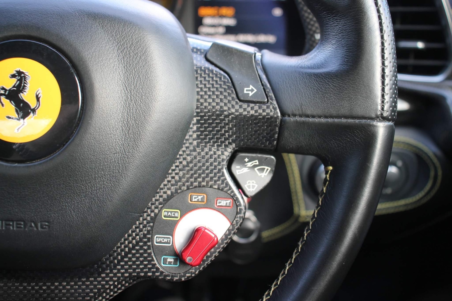 Used Ferrari 458 2010 for sale - 77978126: Photo 19