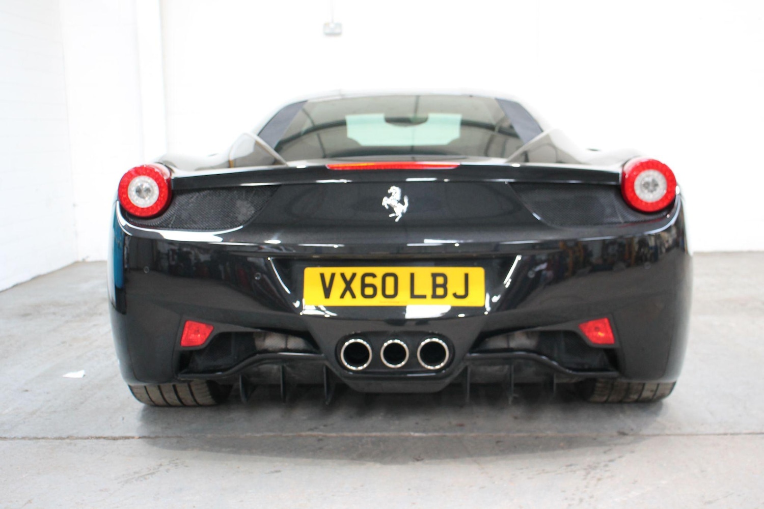 Used Ferrari 458 2010 for sale - 77978126: Photo 9