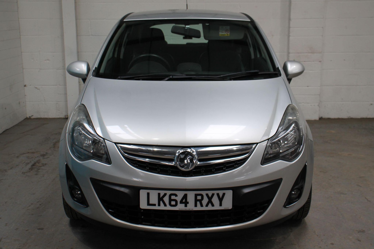 Used Vauxhall Corsa 2014 for sale - 76270440: Photo 2