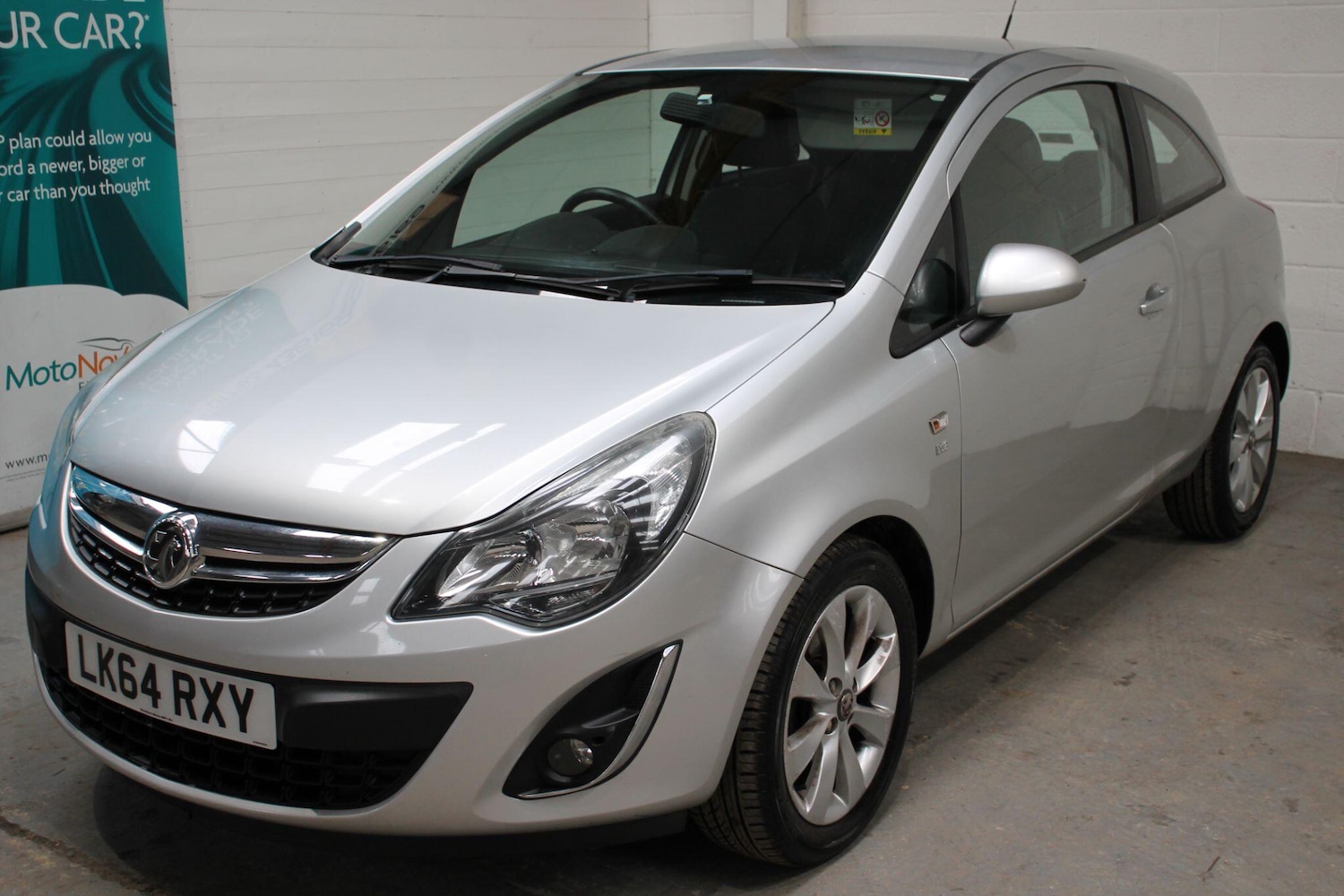 Used Vauxhall Corsa 2014 for sale - 76270440: Photo 3