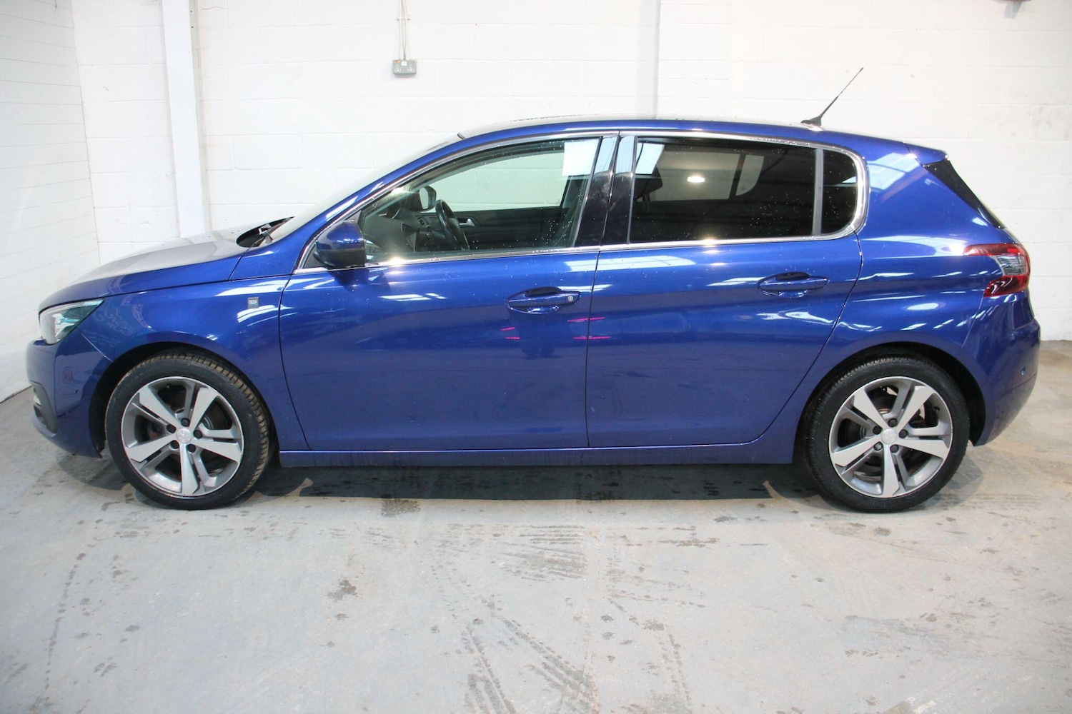 Used Peugeot 308 2019 for sale - 77440111: Photo 4