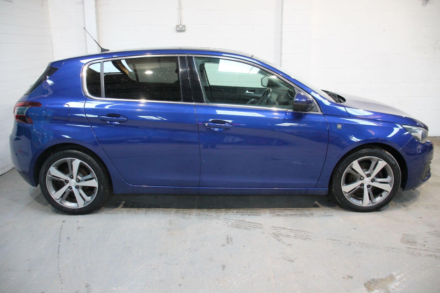 Used Peugeot 308 2019 for sale - 77440111: Photo 8