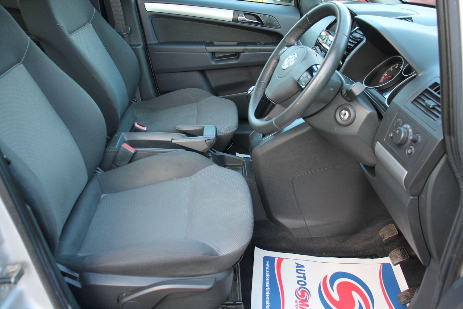 Used Vauxhall Zafira 2014 for sale - 76284100: Photo 8