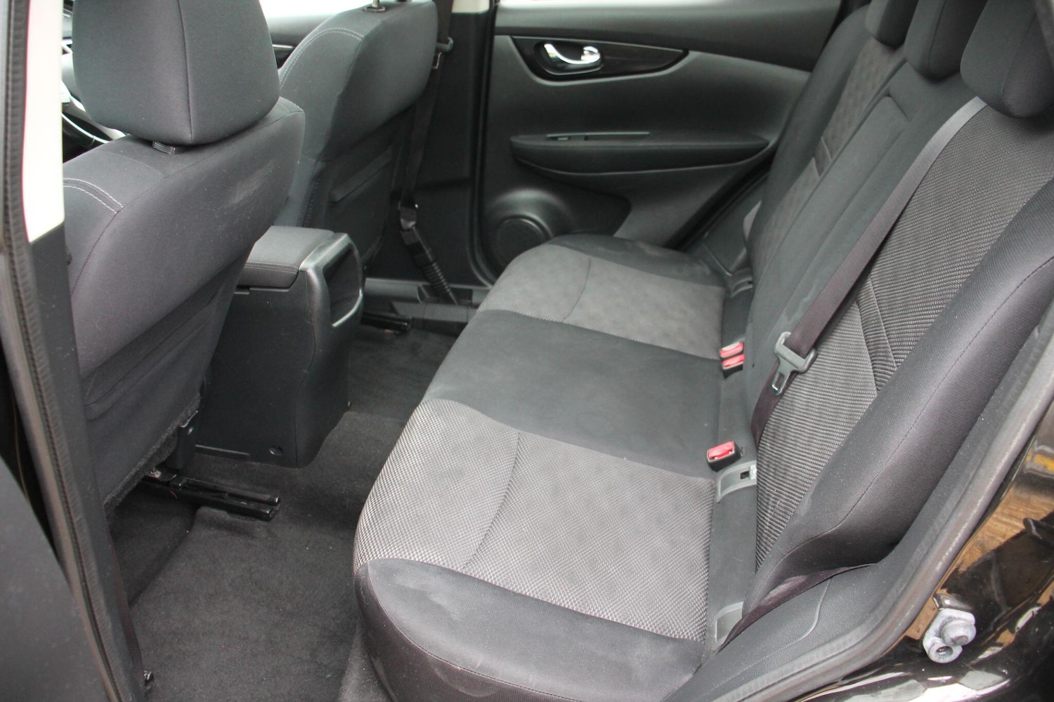 Used Nissan Qashqai 2014 for sale - 76398747: Photo 14