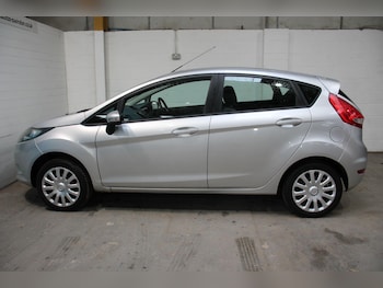 Used Ford Fiesta 2010 for sale - 76801673: Photo
