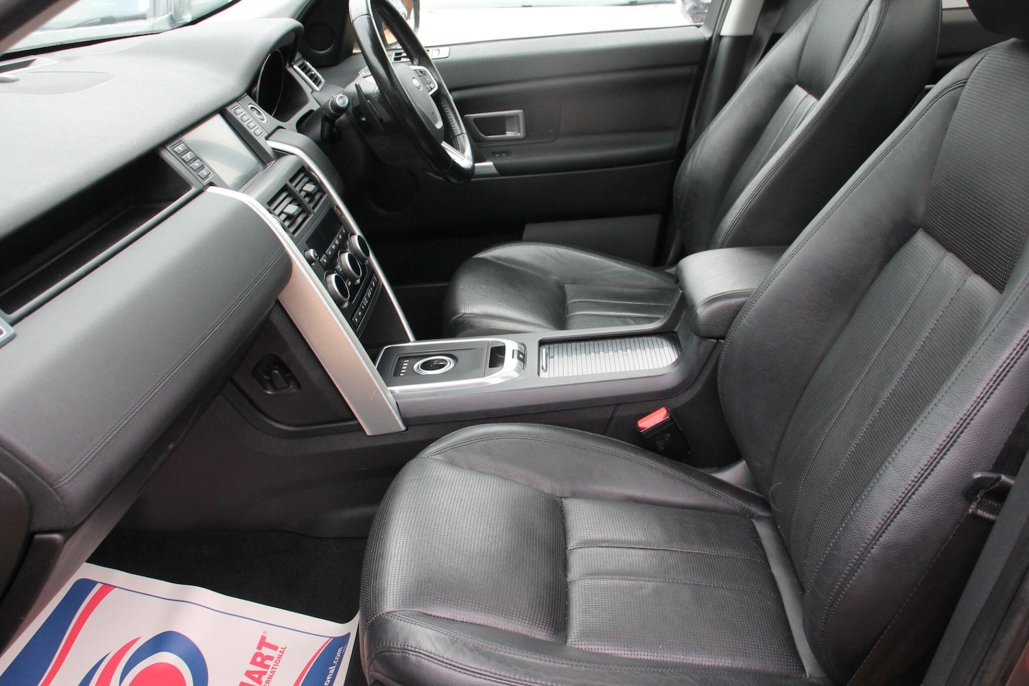 Used Land Rover Discovery Sport 2016 for sale - 77412159: Photo 16