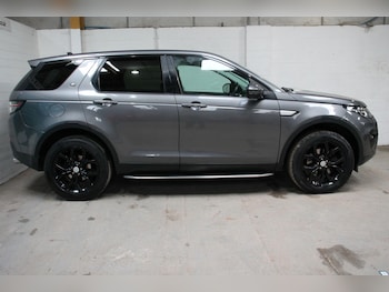Used Land Rover Discovery Sport 2016 for sale - 77412159: Photo