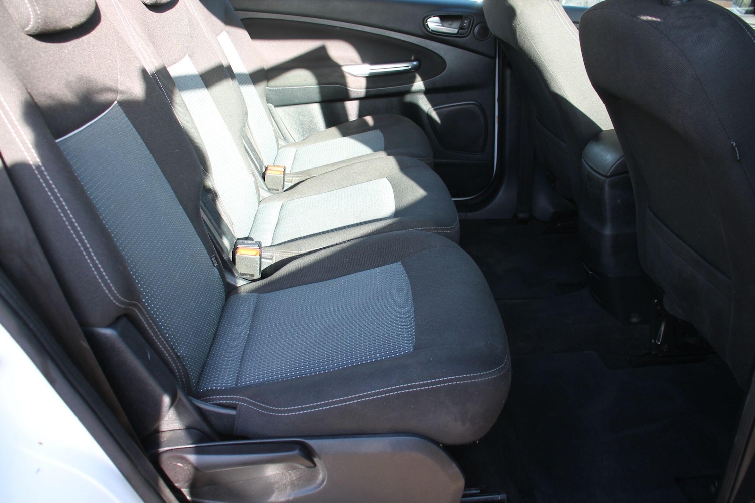 Used Ford S-Max 2014 for sale - 76283766: Photo 13