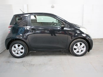 Used Toyota IQ 2010 for sale - 78184166: Photo