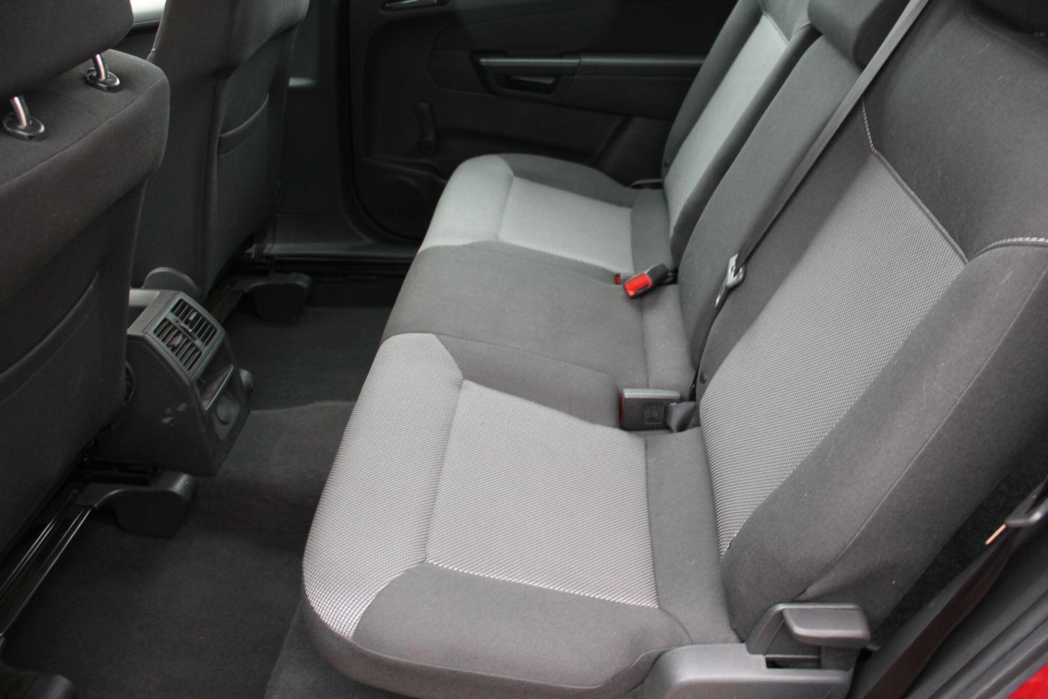 Used Vauxhall Zafira 2013 for sale - 76801127: Photo 12