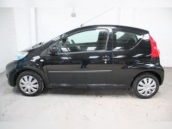 Used Peugeot 107 2010 for sale - 77441327: Photo