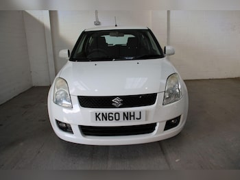 Used Suzuki Swift 2010 for sale - 75977622: Photo