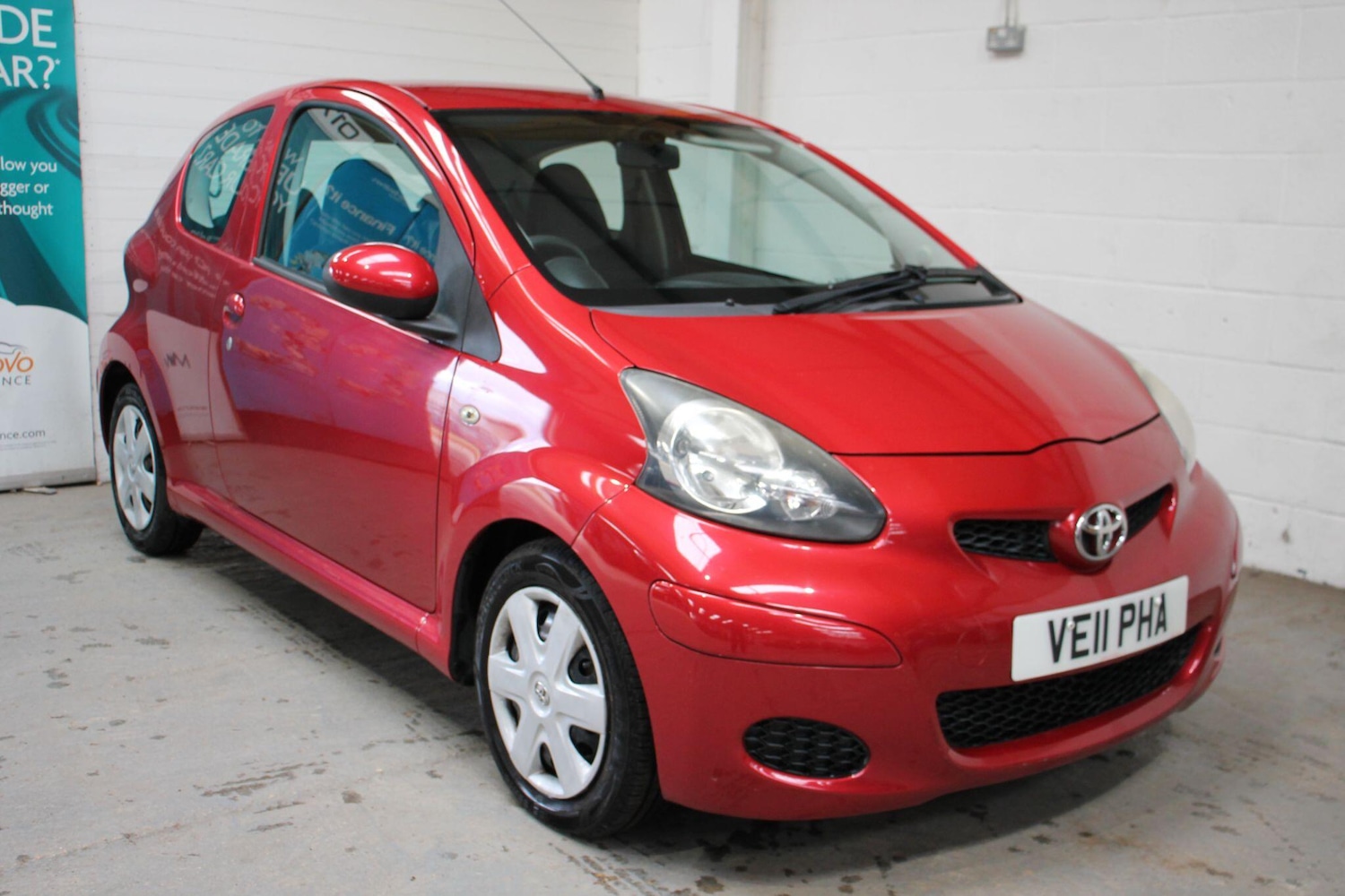 Used Toyota AYGO 2011 for sale - 76592613: Photo 1