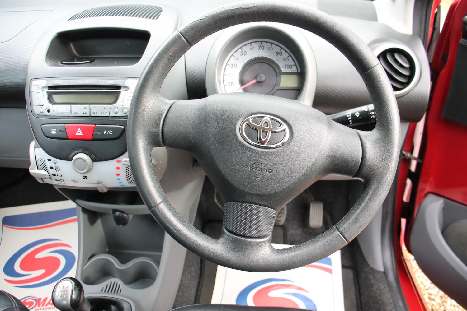 Used Toyota AYGO 2011 for sale - 76592613: Photo 11