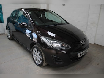 Used Mazda Mazda2 2011 for sale - 79107531: Photo
