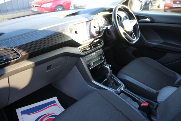 Used Volkswagen T-Cross 2020 for sale - 76121514: Photo 12