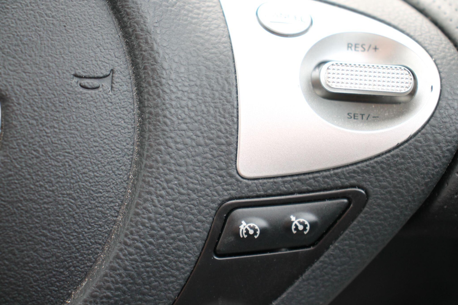 Used Nissan Juke 2014 for sale - 76432610: Photo 13