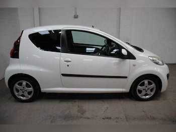 Used Peugeot 107 2014 for sale - 77191931: Photo