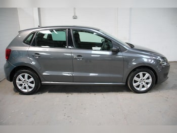 Used Volkswagen Polo 2011 for sale - 76572407: Photo