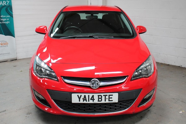 Used Vauxhall Astra 2014 for sale - 76167555: Photo 2