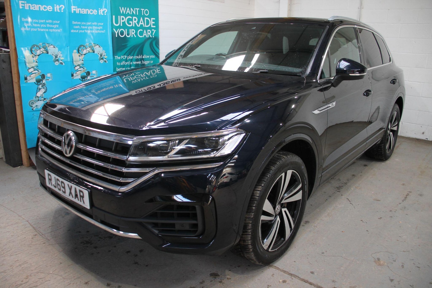 Used Volkswagen Touareg for sale - 77091284: Photo 3