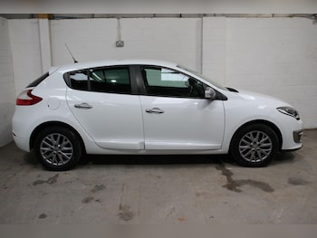 Used Renault Megane 2014 for sale - 77330572: Photo