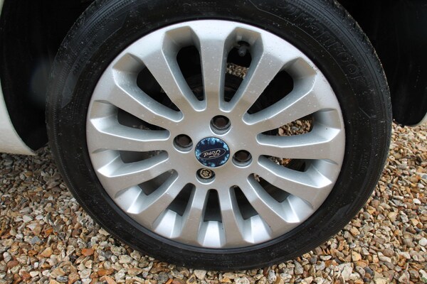 Used Ford Ka 2010 for sale - 74686238: Photo 19