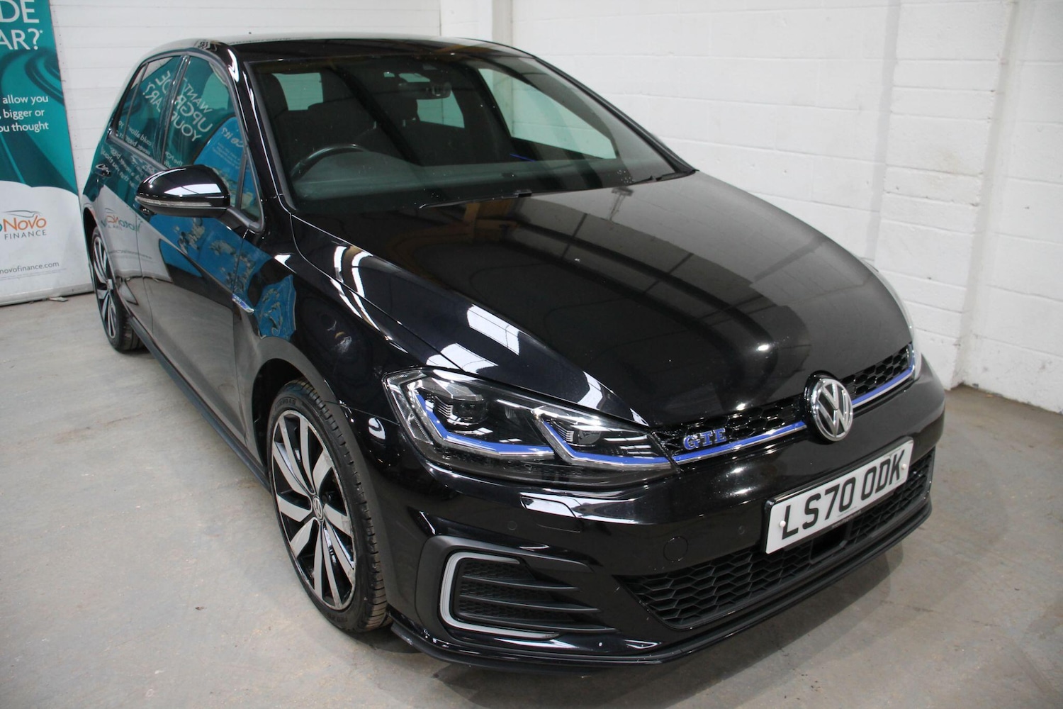 Used Volkswagen Golf 2020 for sale - 77597891: Photo 1