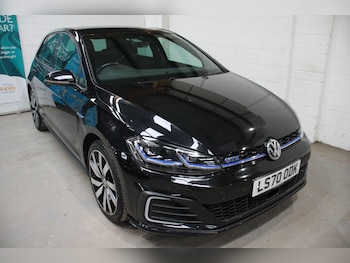 Used Volkswagen Golf 2020 for sale - 77597891: Photo