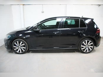 Used Volkswagen Golf 2020 for sale - 77597891: Photo