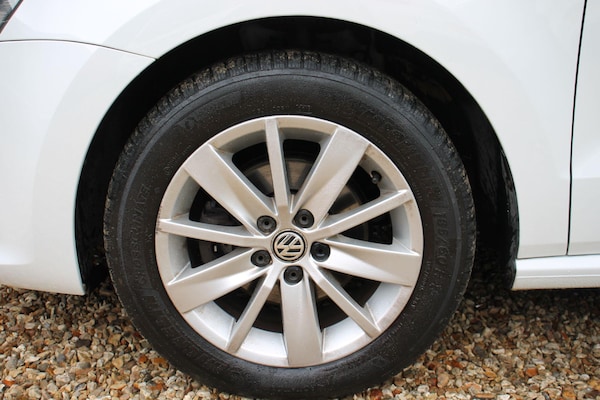 Used Volkswagen Polo 2015 for sale - 76158436: Photo 17
