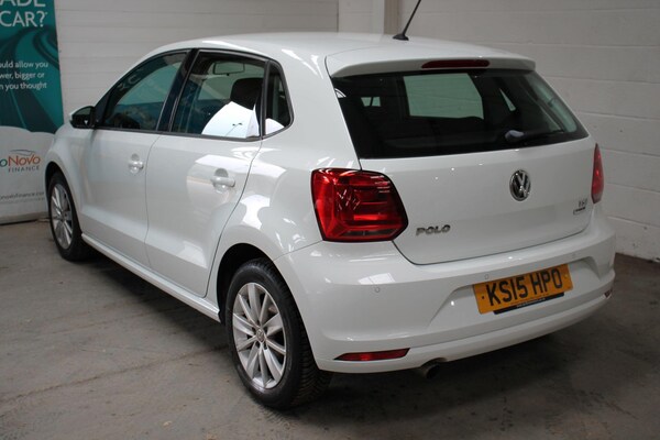 Used Volkswagen Polo 2015 for sale - 76158436: Photo 5