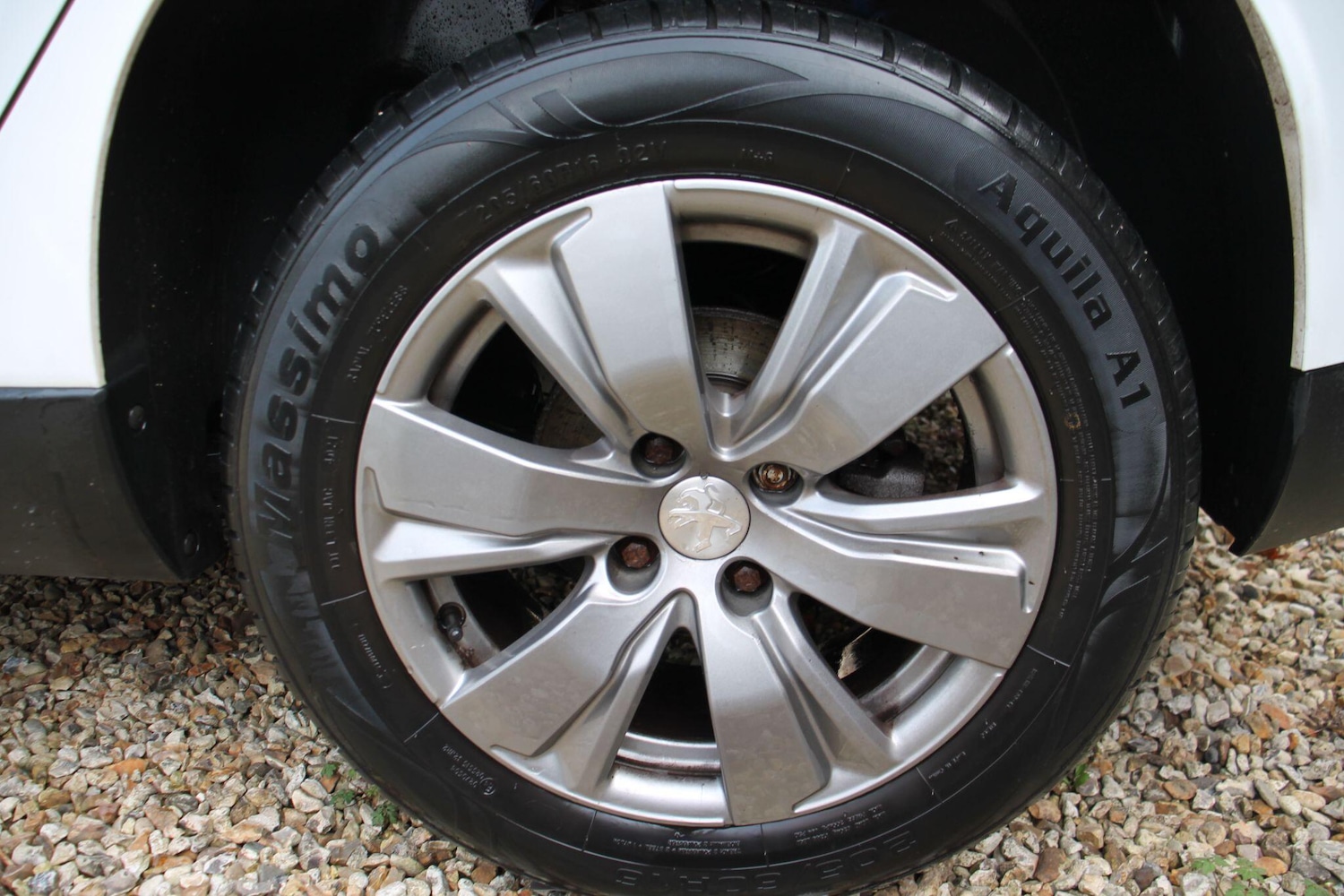 Used Peugeot 2008 2017 for sale - 76378099: Photo 18