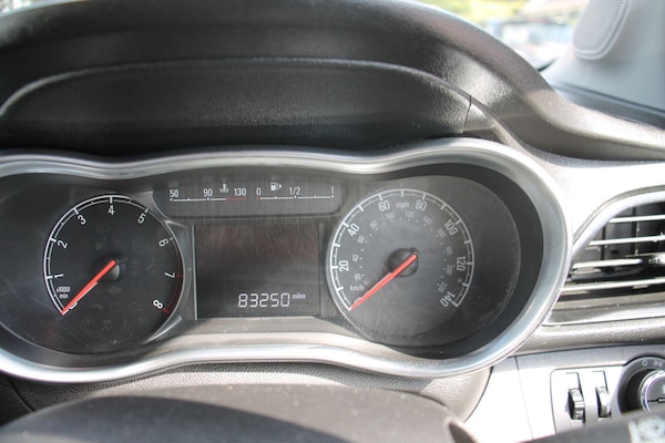 Used Vauxhall Viva 2016 for sale - 75258457: Photo 9