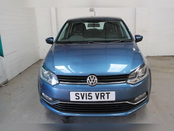 Used Volkswagen Polo 2015 for sale - 77839352: Photo