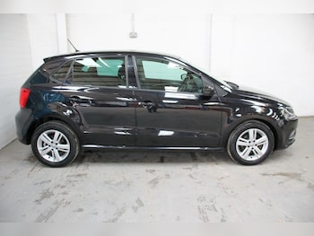 Used Volkswagen Polo 2016 for sale - 75978634: Photo
