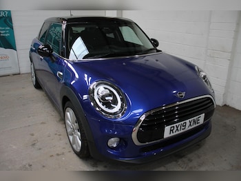 Used MINI Hatch 2019 for sale - 76801812: Photo