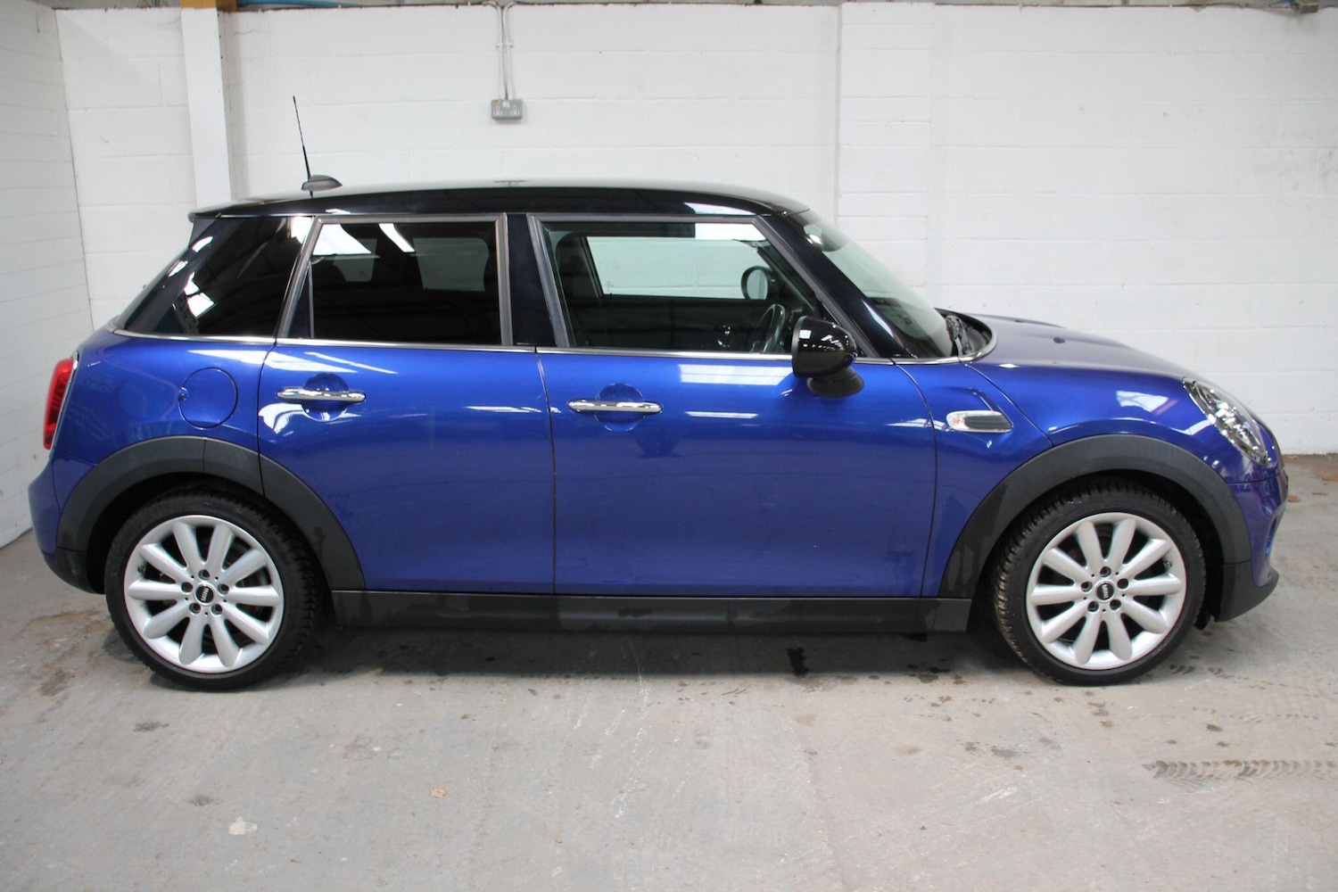 Used MINI Hatch 2019 for sale - 76801812: Photo 8