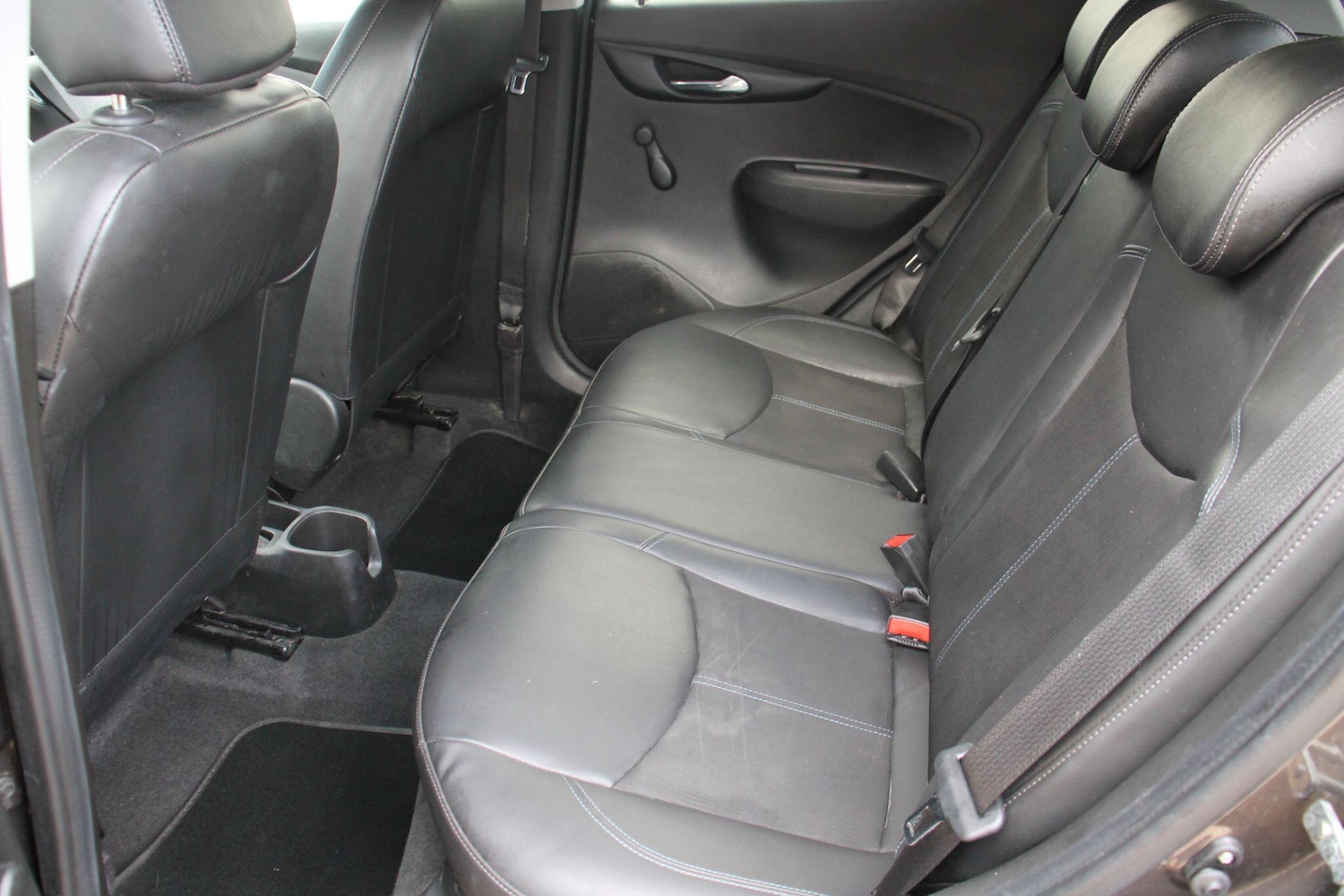 Used Vauxhall Viva 2016 for sale - 77330840: Photo 15