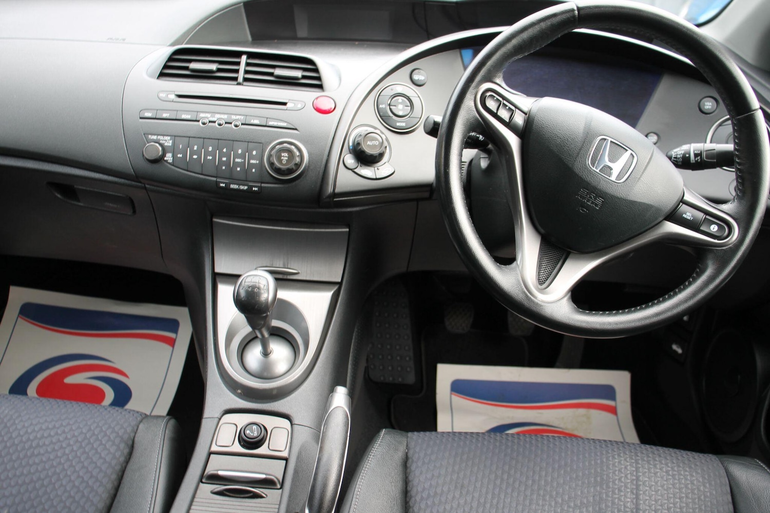 Used Honda Civic 2009 for sale - 76269983: Photo 11