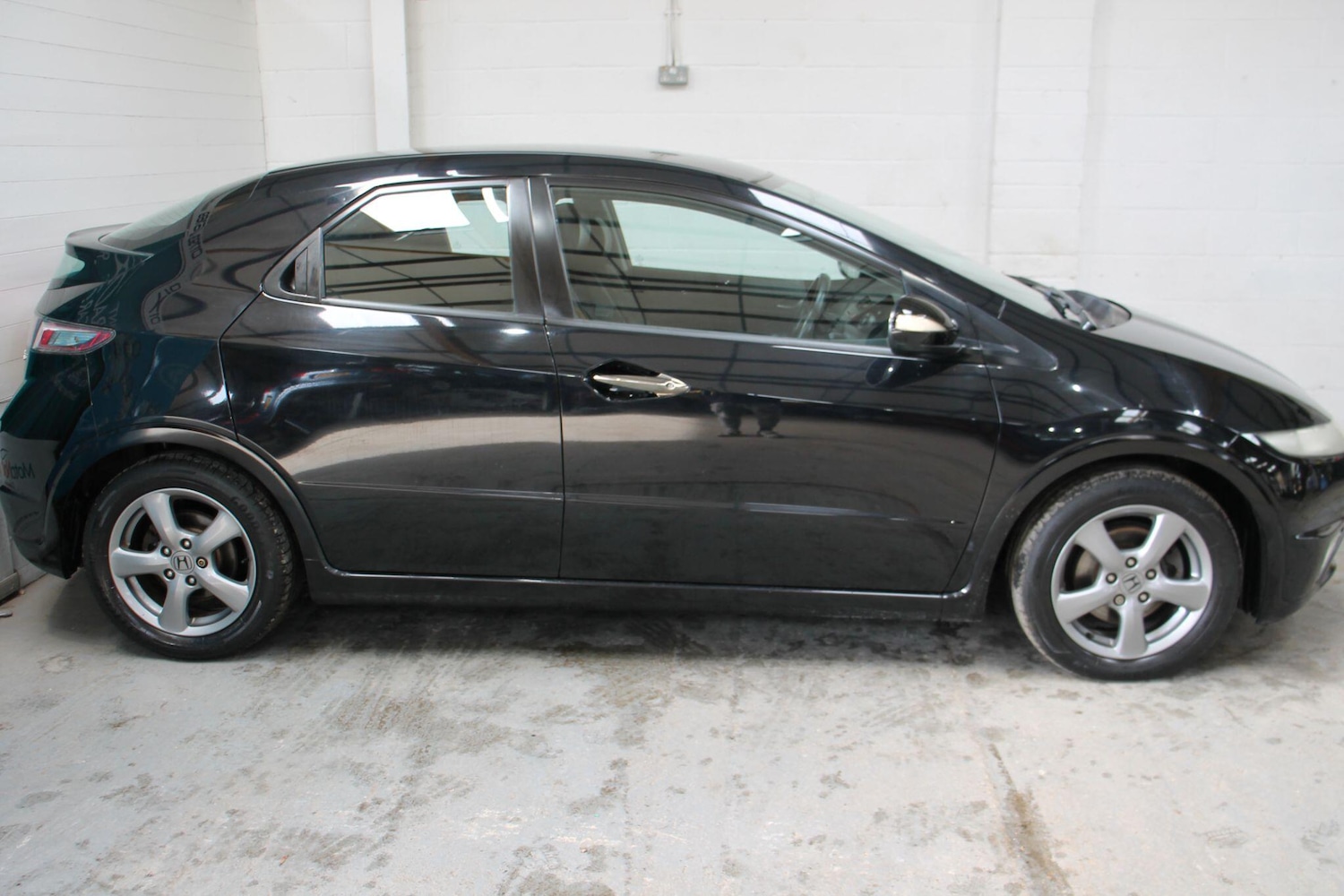 Used Honda Civic 2009 for sale - 76269983: Photo 8