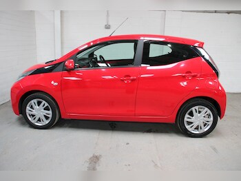 Used Toyota AYGO 2015 for sale - 77839473: Photo