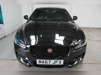 Used Jaguar XE 2018 for sale - 78157802: Photo